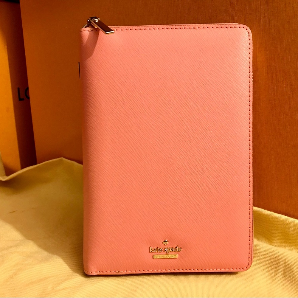 ☺️ SOLD 👏🏻👏🏻👏🏻 Kate Spade Planner